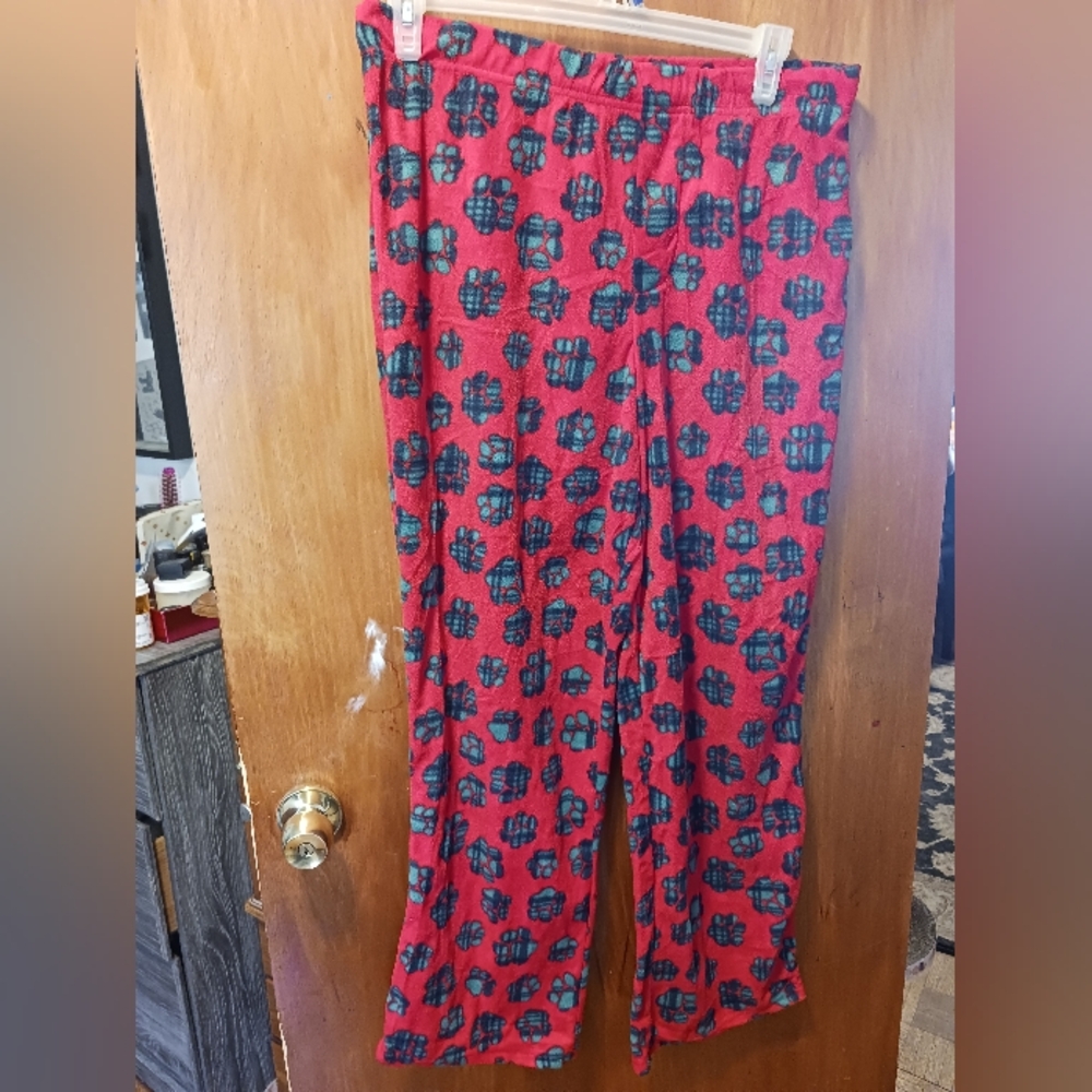 New never worn unisex kids paw pajama pants 10/12